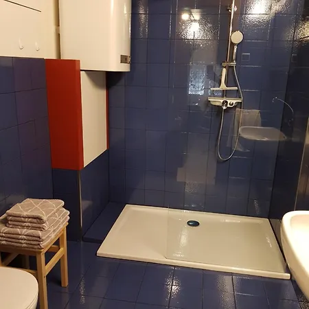 شقة Center *
